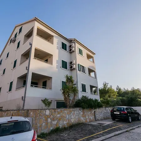 Emil Apartman Supetar
